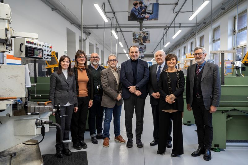 Visita del Sindaco Stefano Lo Russo alla sede di Torino